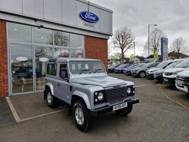 Land Rover 2.4 TDCi County Station Wagon 3dr Diesel Manual 4WD SWB Euro 4 (122 bhp)