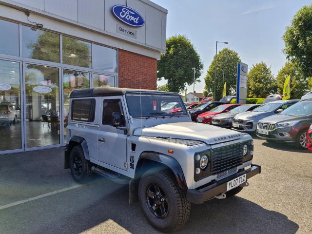 Land Rover 2.4 TDCi Hard Top SUV 3dr Diesel Manual 4WD SWB Euro 4 (122 bhp)